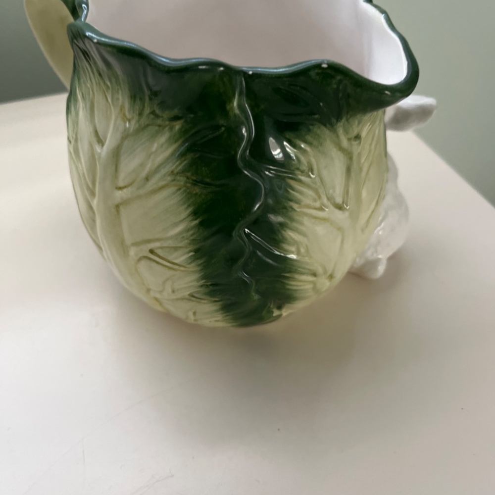 Rabbit pitcher - Picture 2 of 2